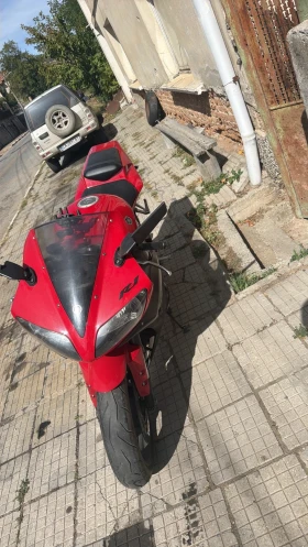 Yamaha Yzf