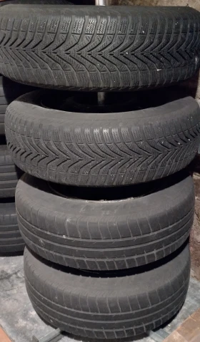 VW Golf - 500 € / 977.91 лв. - 16639710 8 | Car24.bg VW Golf - 500 € / 977.91 лв. - 16639710 8