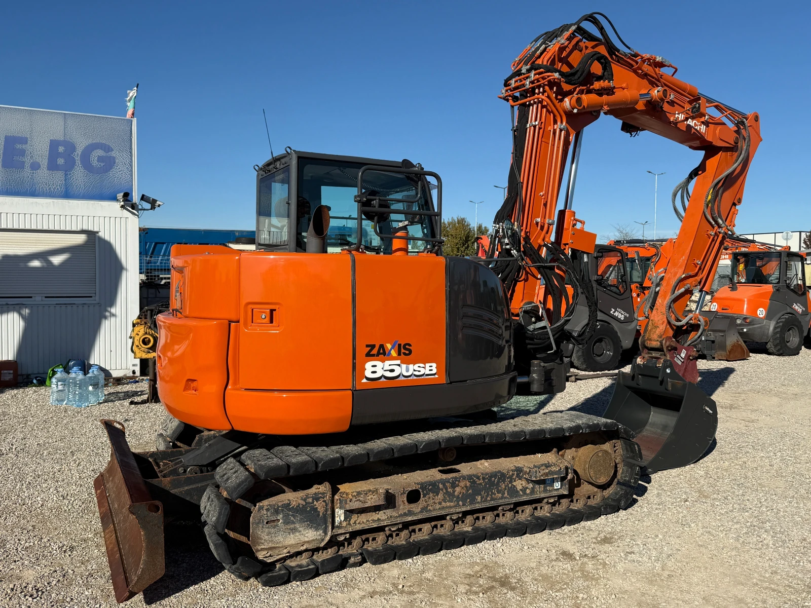 Багер Hitachi ZX 85 USB-6 - изображение 10 | Auto.bg Багер Hitachi ZX 85 USB-6 - изображение 10