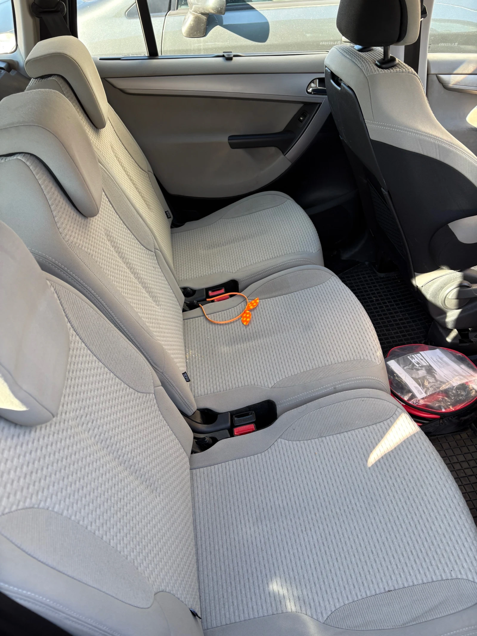 Citroen C4 Picasso 1.6 бензин + метан - изображение 4 | Auto.bg Citroen C4 Picasso 1.6 бензин + метан - изображение 4