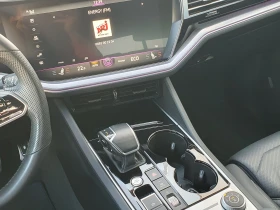 VW Touareg R 3.0 V6 eHybrid 4MOTION - 54657 € / 106899.80 лв. - 40039953 9 | Car24.bg VW Touareg R 3.0 V6 eHybrid 4MOTION - 54657 € / 106899.80 лв. - 40039953 9