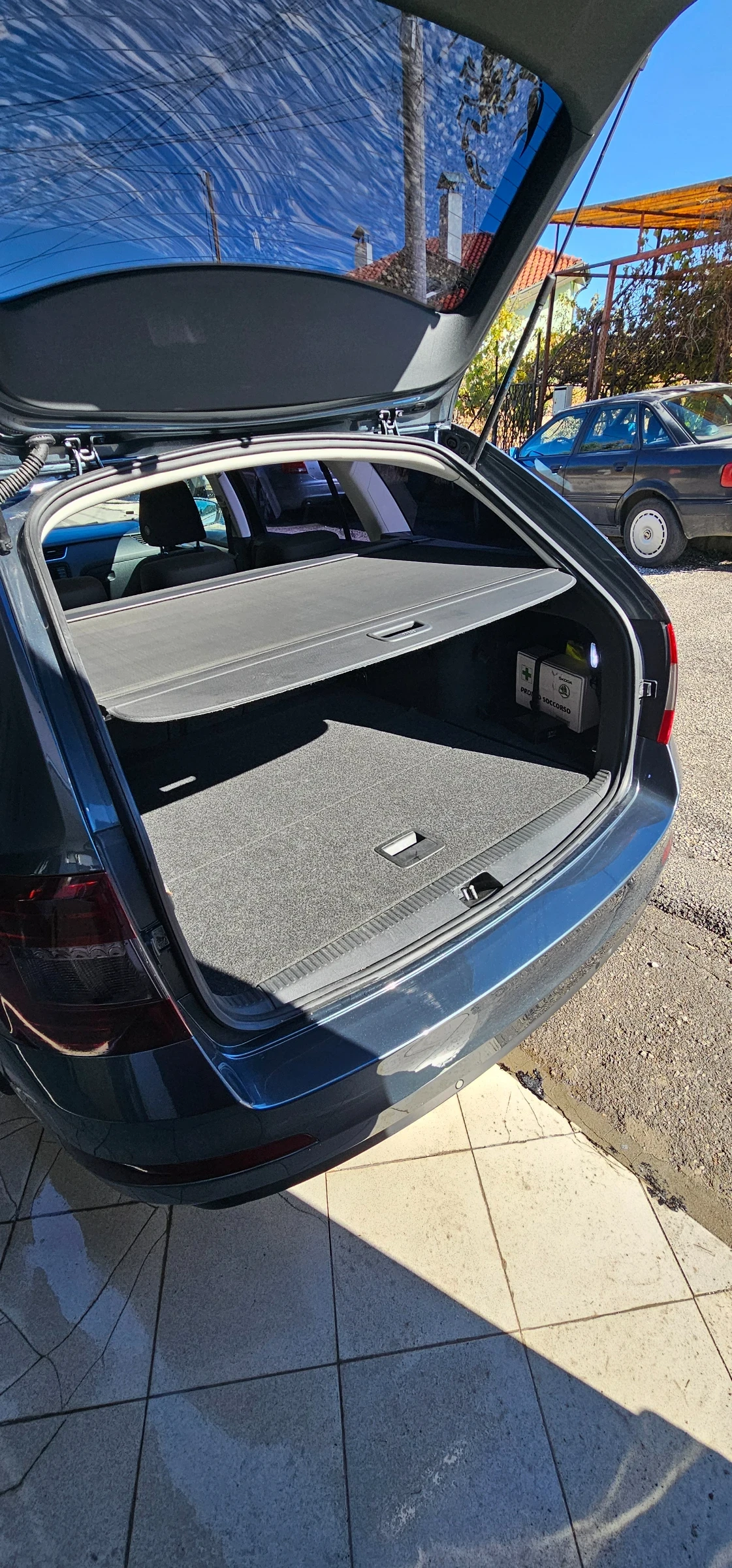 Skoda Octavia 1.6 TDI - изображение 5 | Auto.bg Skoda Octavia 1.6 TDI - изображение 5