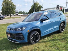 VW Tiguan Highline R Line/360/DIS/Harman Kardon/CARFAX