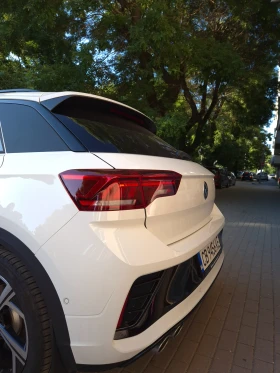VW T-Roc 300 к.с. New.Perfect.R Line | Auto.bg — изображение 16 VW T-Roc 300 к.с. New.Perfect.R Line | Auto.bg — изображение 16