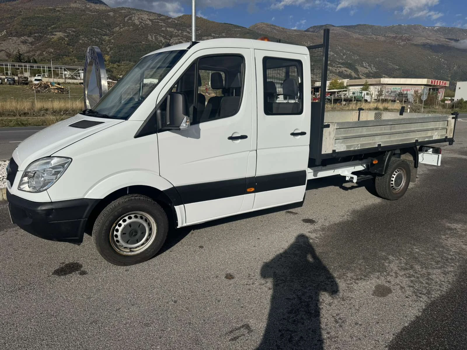 Mercedes-Benz Sprinter 311 Самосвал/6+ 1 места - изображение 6 | Auto.bg Mercedes-Benz Sprinter 311 Самосвал/6+ 1 места - изображение 6