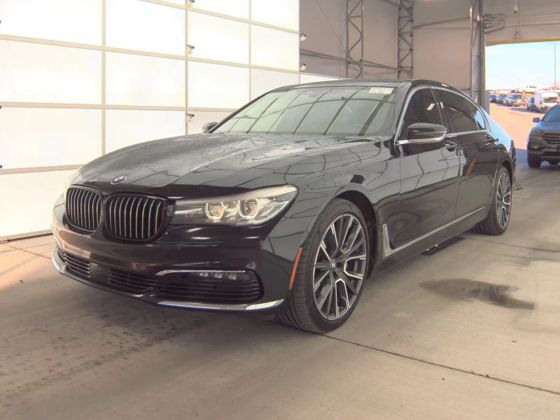 BMW 740 HARMON* KARDON* ХЕДЪП* ОБДУХВАНЕ* LANE* ASSIST* - 24500 лв. / 12526.65 € - 12633581 1 | Car24.bg BMW 740 HARMON* KARDON* ХЕДЪП* ОБДУХВАНЕ* LANE* ASSIST* - 24500 лв. / 12526.65 € - 12633581 1