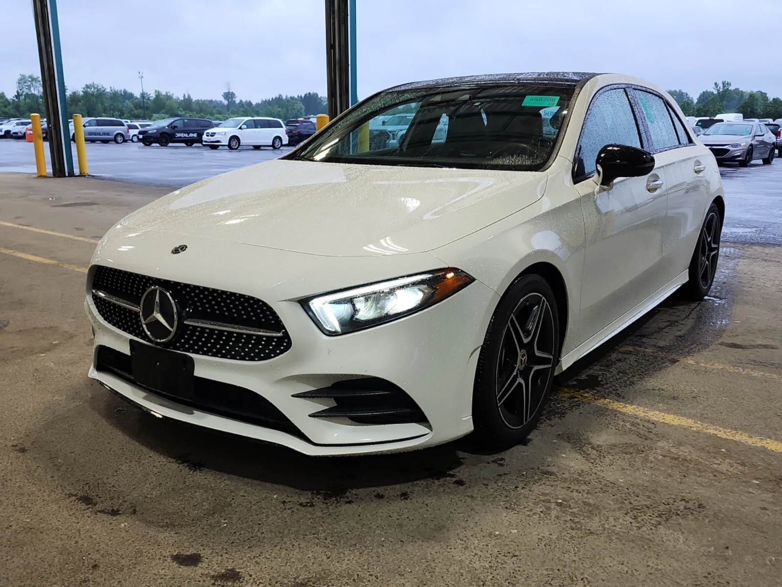 Mercedes-Benz A 250 2 КЛЮЧА * ПАНОРАМА * ПОДГРЕВИ * CARFAX | Auto.bg — изображение 1 Mercedes-Benz A 250 2 КЛЮЧА * ПАНОРАМА * ПОДГРЕВИ * CARFAX | Auto.bg — изображение 1