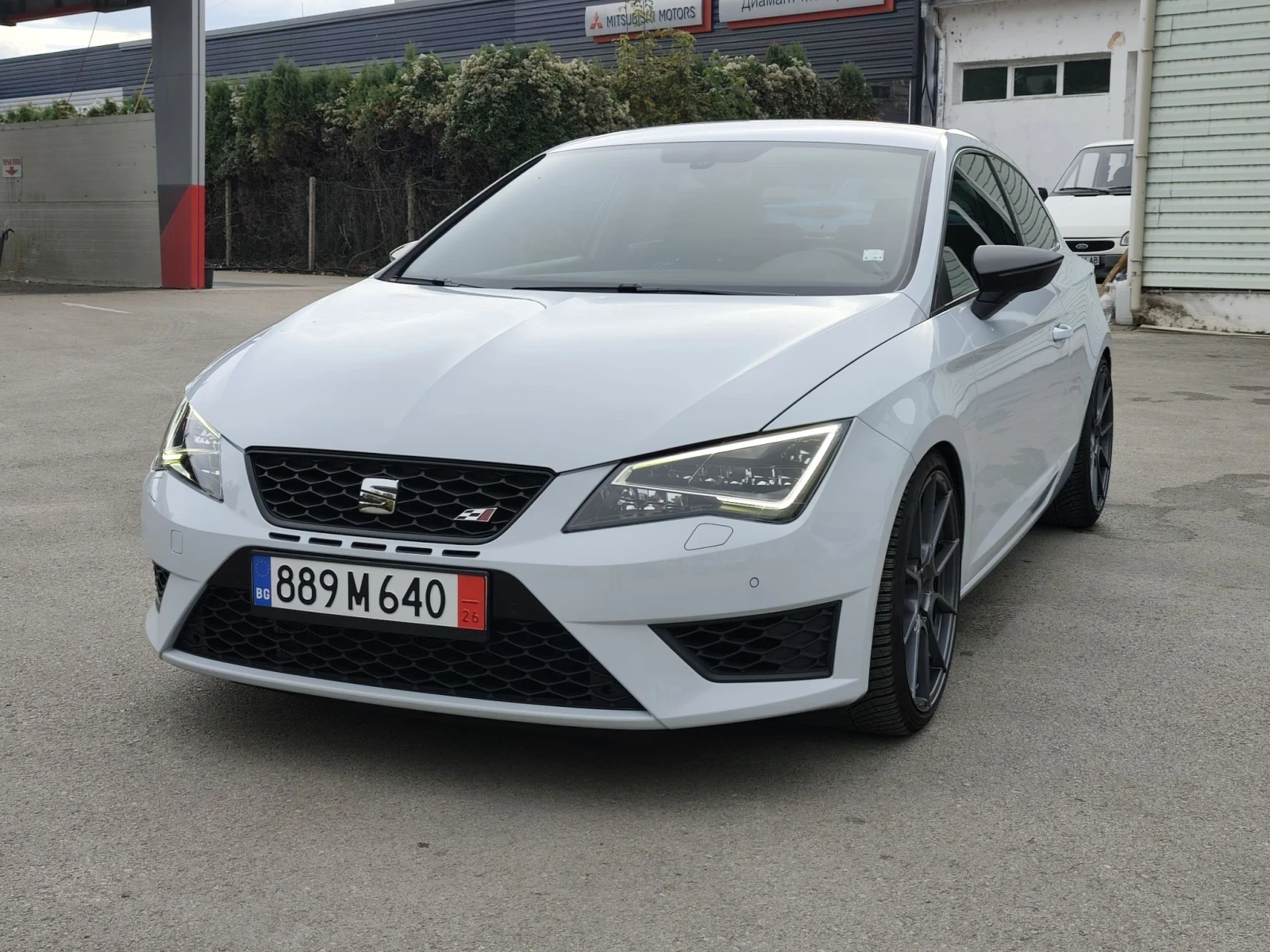 Seat Leon CUPRA-R //ABT\\ 340кс. | Auto.bg — изображение 1 Seat Leon CUPRA-R //ABT\\ 340кс. | Auto.bg — изображение 1