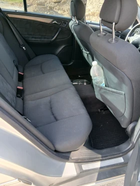 Mercedes-Benz C 220 - 2000 € - 33255637 4 | Car24.bg Mercedes-Benz C 220 - 2000 € - 33255637 4