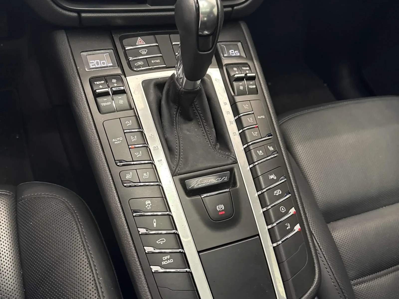 Porsche Macan GTS CARFAX АВТО КРЕДИТ  - изображение 9 | Auto.bg Porsche Macan GTS CARFAX АВТО КРЕДИТ  - изображение 9