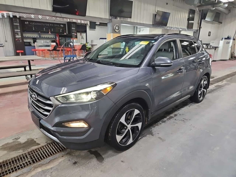 Hyundai Tucson LIMITED| ПОДГРЕВИ| ПАНОРАМА| CARFAX - 9000 € / 17602.47 лв. - 28192476 1 | Car24.bg Hyundai Tucson LIMITED| ПОДГРЕВИ| ПАНОРАМА| CARFAX - 9000 € / 17602.47 лв. - 28192476 1