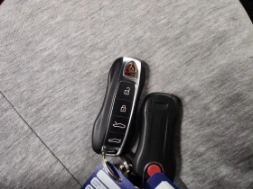 Porsche Taycan 4S* Performance Battery* | Auto.bg — изображение 11 Porsche Taycan 4S* Performance Battery* | Auto.bg — изображение 11