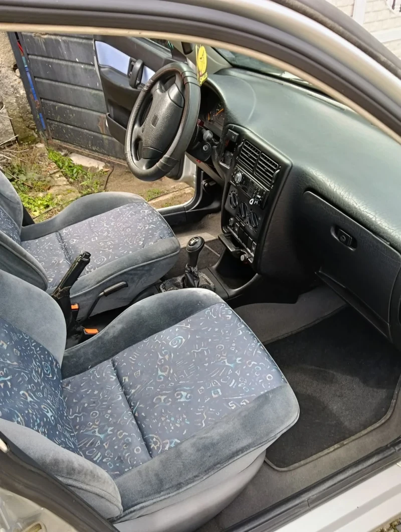 Seat Ibiza - 850 € / 1662.46 лв. - 94071670 1 | Car24.bg Seat Ibiza - 850 € / 1662.46 лв. - 94071670 1