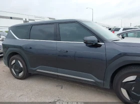 Kia EV9 LIGHT LONG RANGE* 6+ 1* 2000KM* ОБДУХ* ТЕРМОПОМПА | Auto.bg — изображение 4 Kia EV9 LIGHT LONG RANGE* 6+ 1* 2000KM* ОБДУХ* ТЕРМОПОМПА | Auto.bg — изображение 4