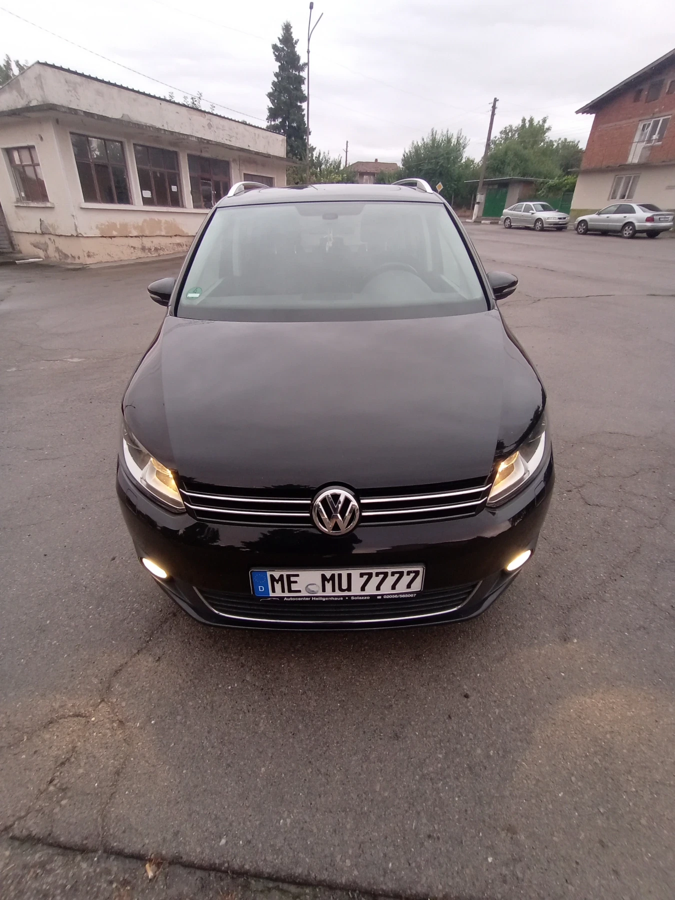 VW Touran 2.0/140/Дизел  Евро 5 Ръчка  - изображение 3 | Auto.bg VW Touran 2.0/140/Дизел  Евро 5 Ръчка  - изображение 3