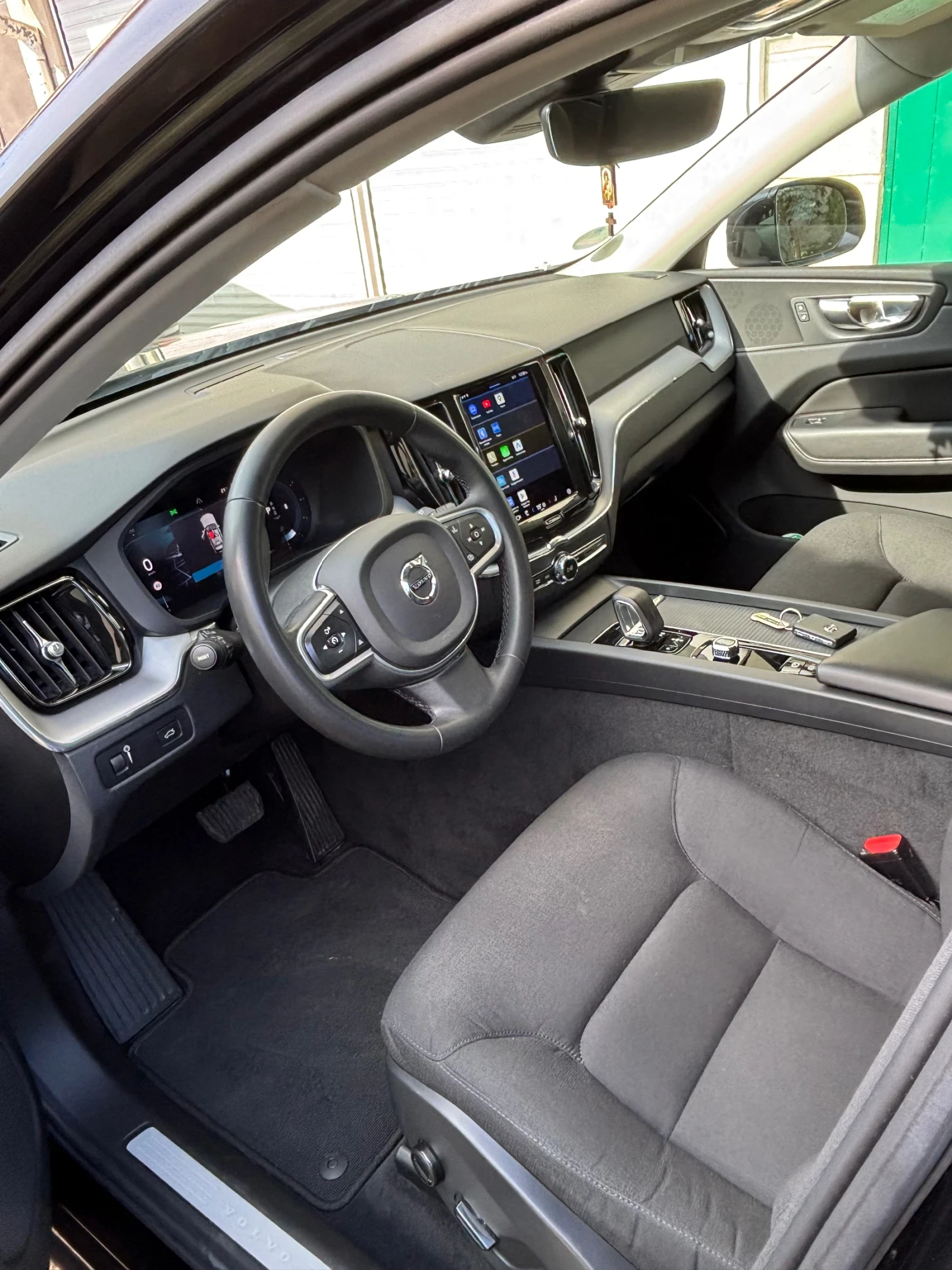 Volvo XC60 B4 D Geartronic Virtual/Kamera/AHK/19 Mild Hybrid  - изображение 10 | Auto.bg Volvo XC60 B4 D Geartronic Virtual/Kamera/AHK/19 Mild Hybrid  - изображение 10