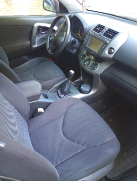 Toyota Rav4 D4D - 3900 € / 7627.74 лв. - 75148228 7 | Car24.bg Toyota Rav4 D4D - 3900 € / 7627.74 лв. - 75148228 7