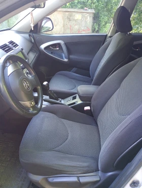 Toyota Rav4 D4D - 3900 € / 7627.74 лв. - 75148228 6 | Car24.bg Toyota Rav4 D4D - 3900 € / 7627.74 лв. - 75148228 6