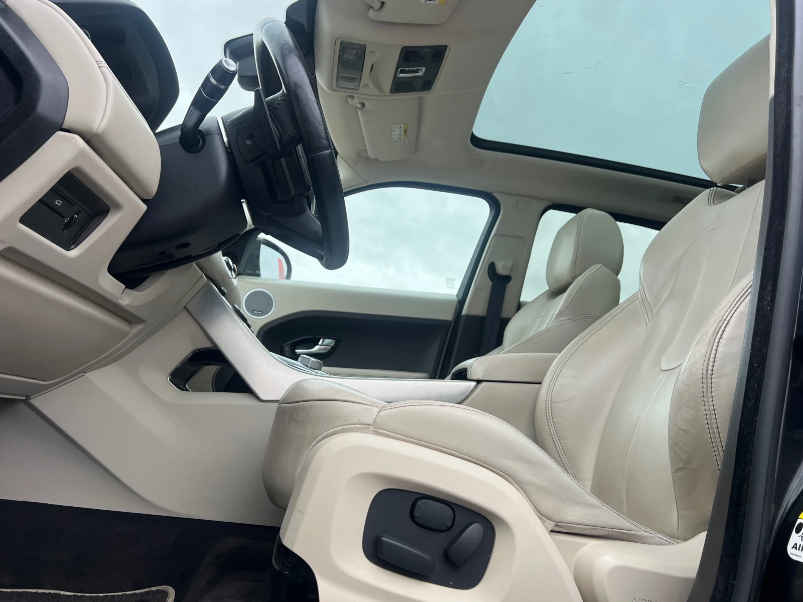 Land Rover Range Rover Evoque  Собствен лизинг! 100% Одобрение - изображение 10 | Auto.bg Land Rover Range Rover Evoque  Собствен лизинг! 100% Одобрение - изображение 10