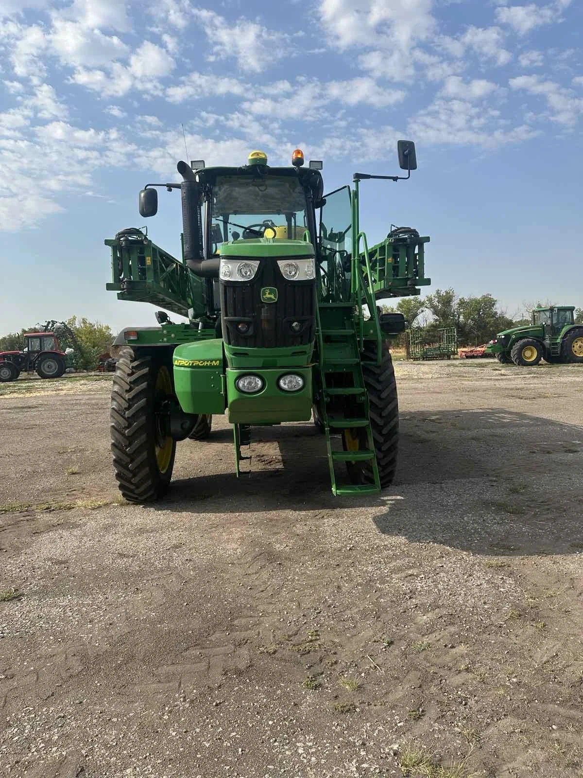 Самоходна пръскачка Друга марка John Deere 4040i - изображение 2 | Auto.bg Самоходна пръскачка Друга марка John Deere 4040i - изображение 2