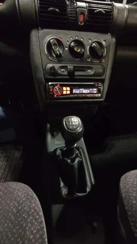 Opel Corsa 1.4 16V - 850 € / 1662.46 лв. - 71565598 14 | Car24.bg Opel Corsa 1.4 16V - 850 € / 1662.46 лв. - 71565598 14