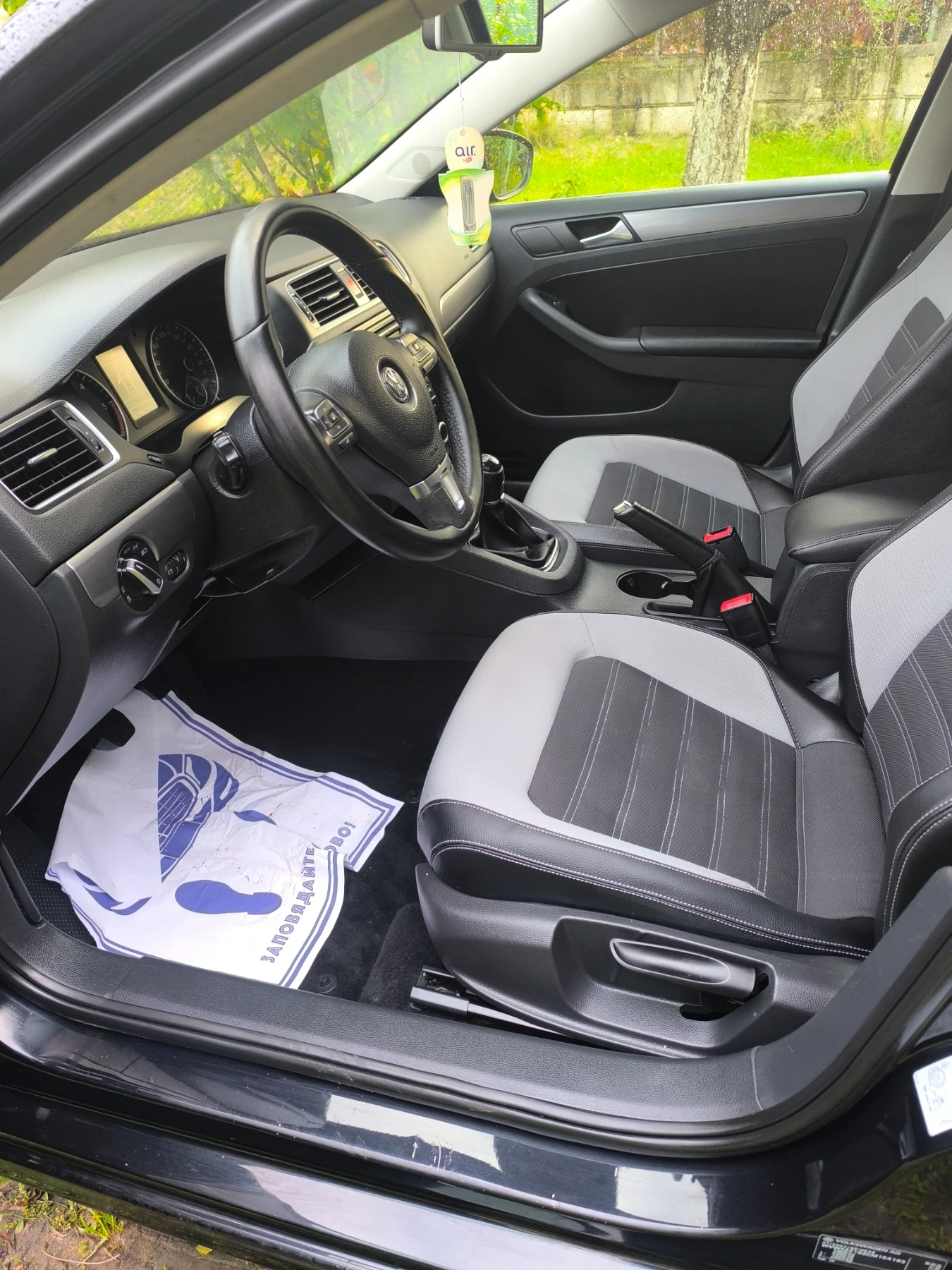 VW Golf Джета 1, 6 tdi Comfortline - изображение 6 | Auto.bg VW Golf Джета 1, 6 tdi Comfortline - изображение 6