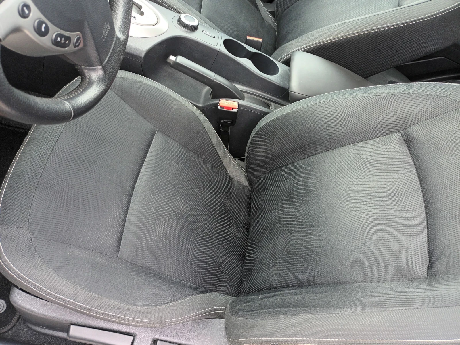 Nissan Qashqai 2.0 141кс 4х4 76000км Автоматик  - изображение 9 | Auto.bg Nissan Qashqai 2.0 141кс 4х4 76000км Автоматик  - изображение 9