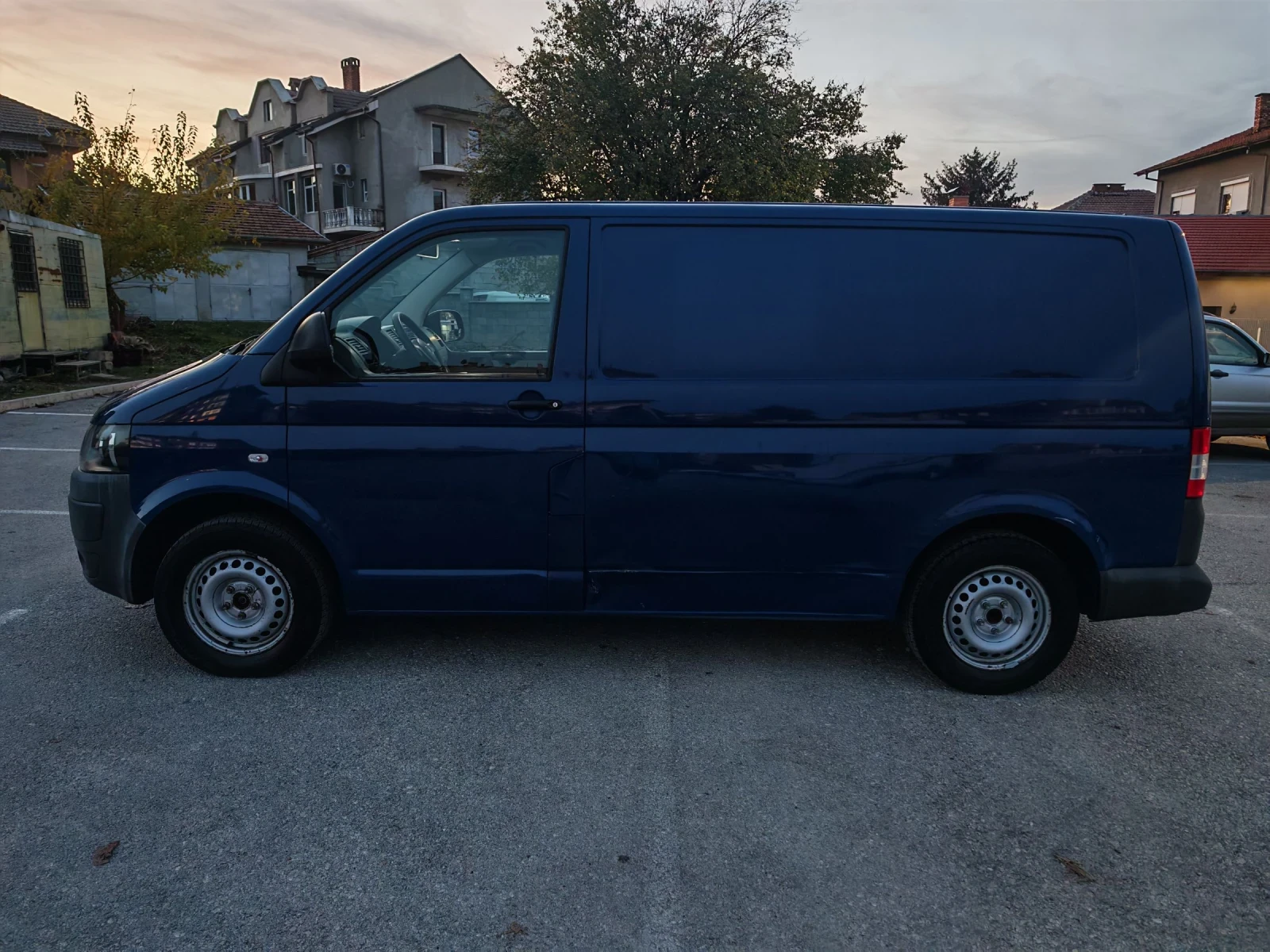 VW Transporter 2.0 TDI KLIMA  - изображение 5 | Auto.bg VW Transporter 2.0 TDI KLIMA  - изображение 5