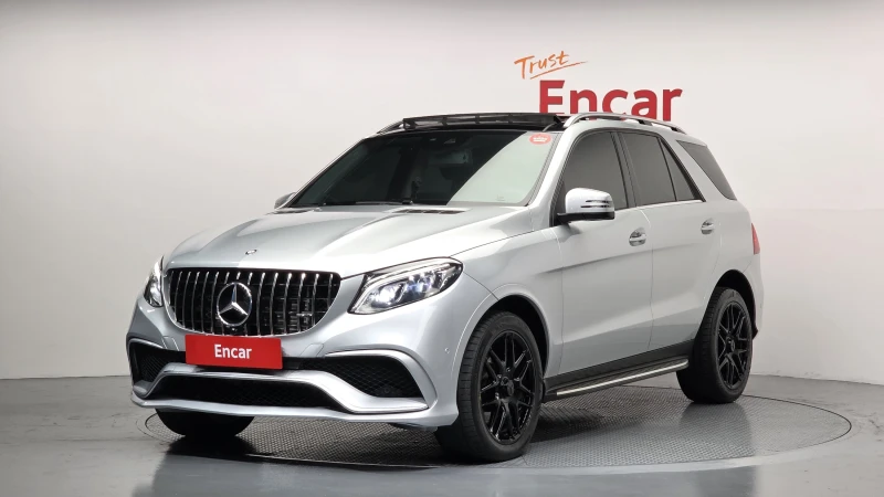 Mercedes-Benz GLE 350 4MATIC* FULL* 6.3 AMG OPTIC* - 19200 € / 37551.94 лв. - 28964921 1 | Car24.bg Mercedes-Benz GLE 350 4MATIC* FULL* 6.3 AMG OPTIC* - 19200 € / 37551.94 лв. - 28964921 1