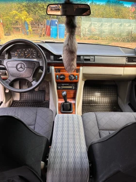 Mercedes-Benz 124 250D | Auto.bg — изображение 12 Mercedes-Benz 124 250D | Auto.bg — изображение 12