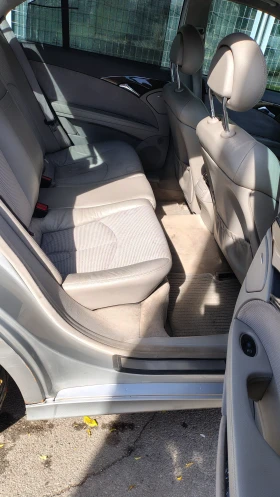 Mercedes-Benz E 270 2.7 CDI - 2500 € - 51213393 12 | Car24.bg Mercedes-Benz E 270 2.7 CDI - 2500 € - 51213393 12