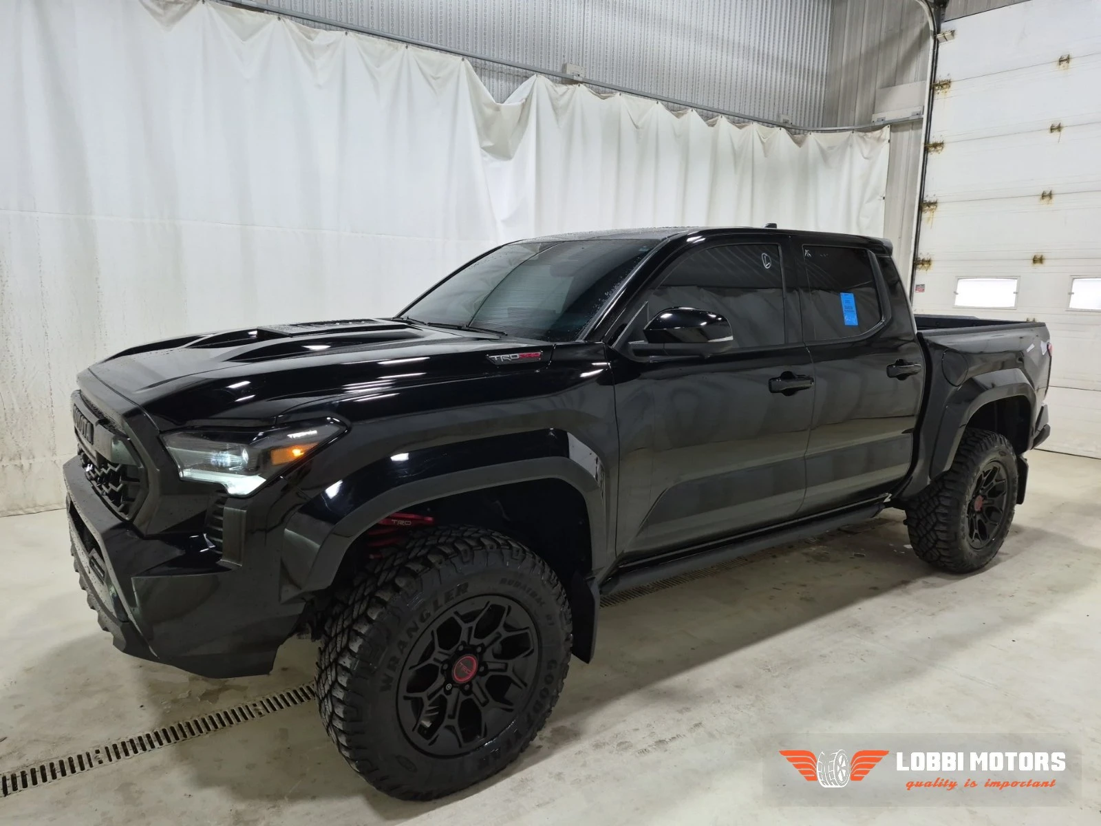 Toyota Tacoma undefined | Auto.bg — изображение 1 Toyota Tacoma undefined | Auto.bg — изображение 1