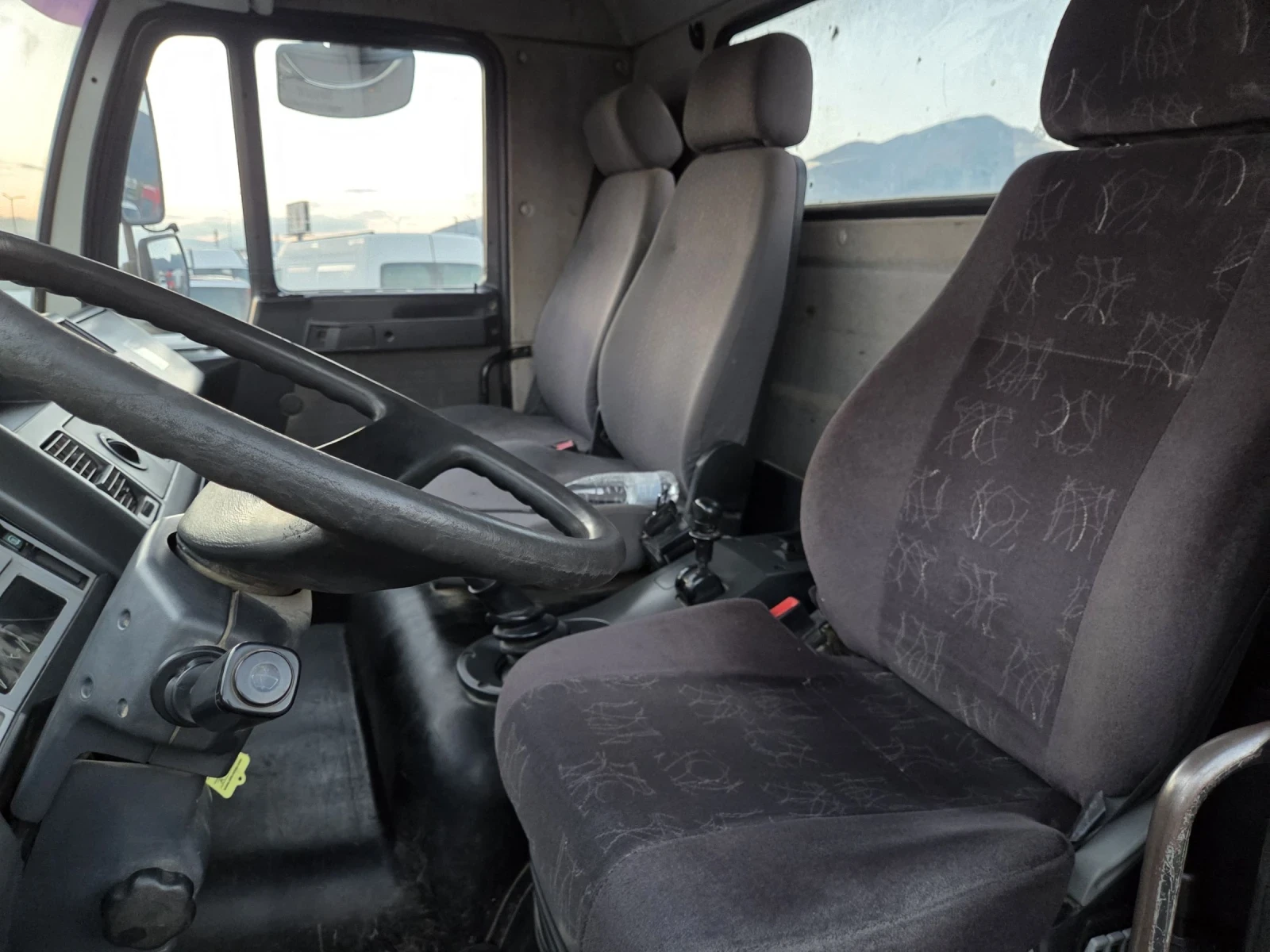 Man 18 .284, САМОСВАЛ, 4 x 4, Бързи\Бавни - изображение 10 | Auto.bg Man 18 .284, САМОСВАЛ, 4 x 4, Бързи\Бавни - изображение 10