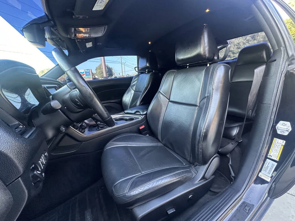 Dodge Challenger HEMI/KAMEPA/ОБДУХВАНЕ/КОЖА - изображение 10 | Auto.bg Dodge Challenger HEMI/KAMEPA/ОБДУХВАНЕ/КОЖА - изображение 10