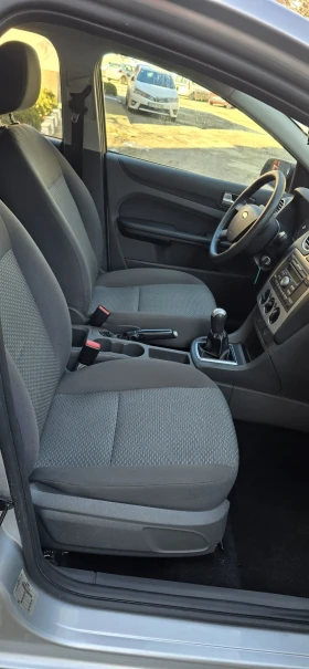 Ford Focus 1.4i, 120х.км - 2200 € / 4302.83 лв. - 12496671 13 | Car24.bg Ford Focus 1.4i, 120х.км - 2200 € / 4302.83 лв. - 12496671 13