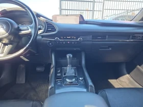 Mazda 3 GT Auto * HUD / BOSE / LEATHER / SUNROOF / DRIVER - 17722 € - 18785993 12 | Car24.bg Mazda 3 GT Auto * HUD / BOSE / LEATHER / SUNROOF / DRIVER - 17722 € - 18785993 12