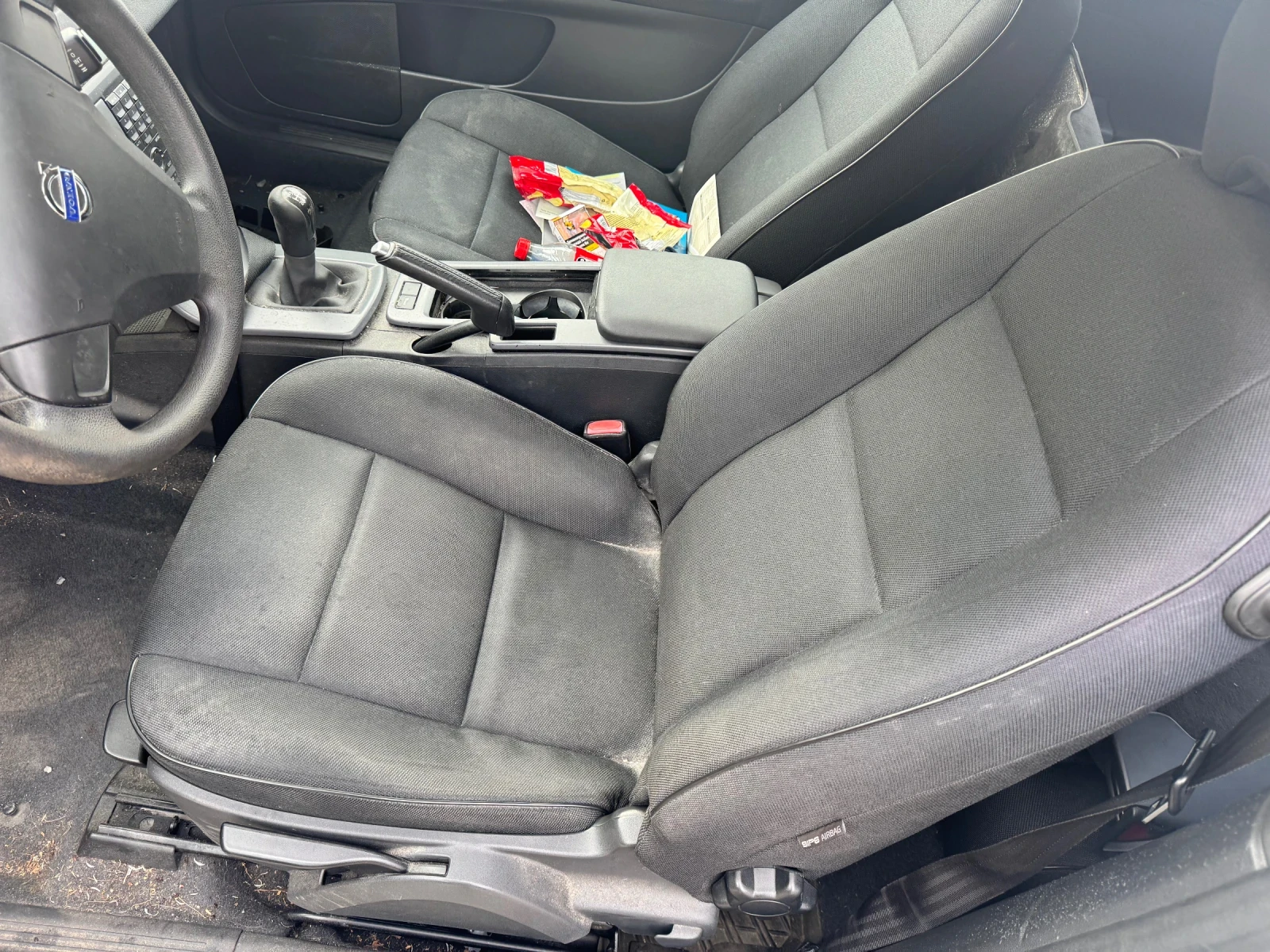 Volvo C30 1.6HDI - изображение 8 | Auto.bg Volvo C30 1.6HDI - изображение 8