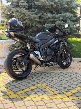 Suzuki Gsxr 750 | Auto.bg — изображение 5 Suzuki Gsxr 750 | Auto.bg — изображение 5