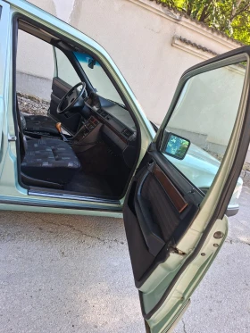 Mercedes-Benz 300 D | Auto.bg — изображение 8 Mercedes-Benz 300 D | Auto.bg — изображение 8