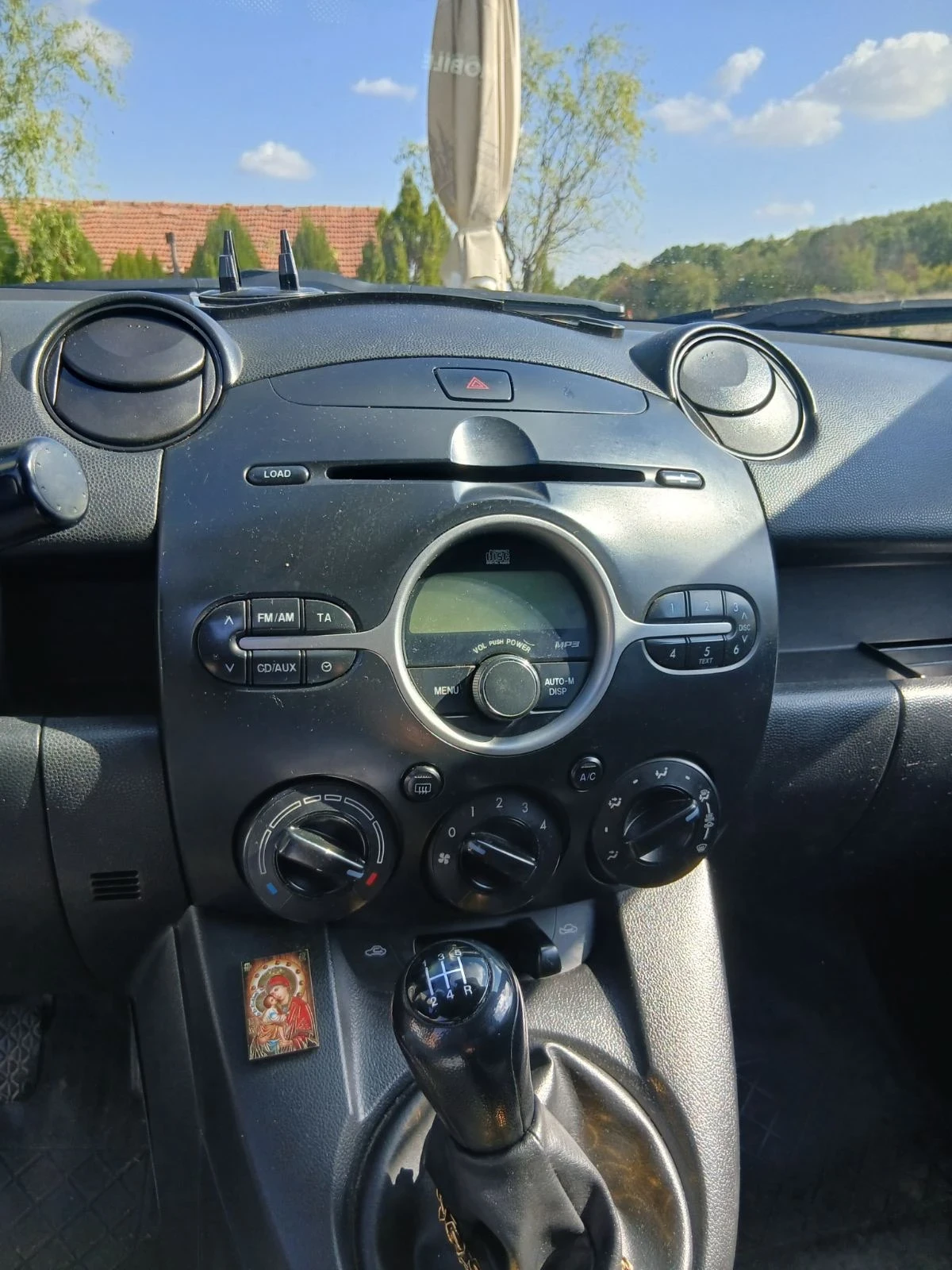 Mazda 2  - изображение 2 | Auto.bg Mazda 2  - изображение 2