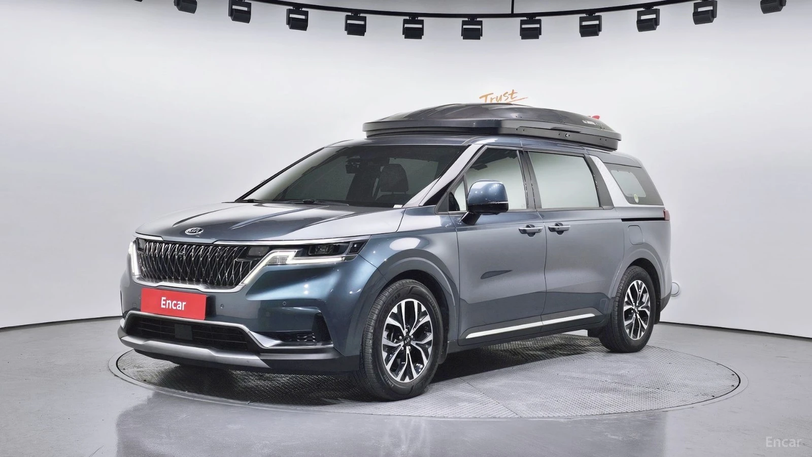 Kia Carnival 11-МЕСТЕН Noblesse* КОЖА* ОБДУХВ* НАВИ* ПАНО* 360 | Auto.bg — изображение 1 Kia Carnival 11-МЕСТЕН Noblesse* КОЖА* ОБДУХВ* НАВИ* ПАНО* 360 | Auto.bg — изображение 1