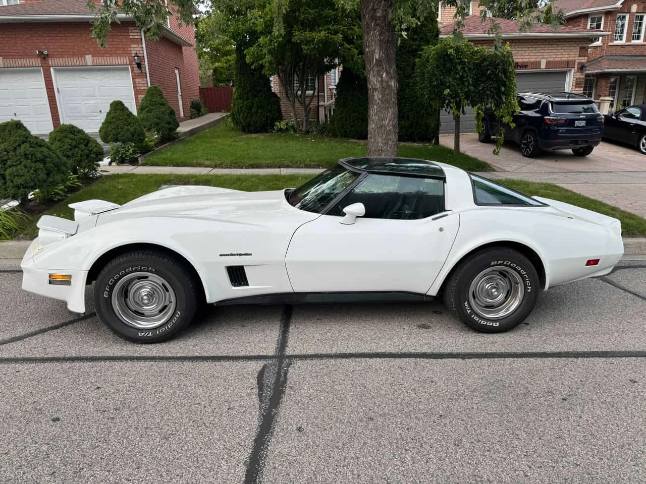 Chevrolet Corvette * 2dr Coupe * CARFAX * | Auto.bg — изображение 1 Chevrolet Corvette * 2dr Coupe * CARFAX * | Auto.bg — изображение 1