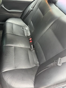 BMW 320 320d 5 скорости, фейслифт | Mobile.bg — малка снимка 15