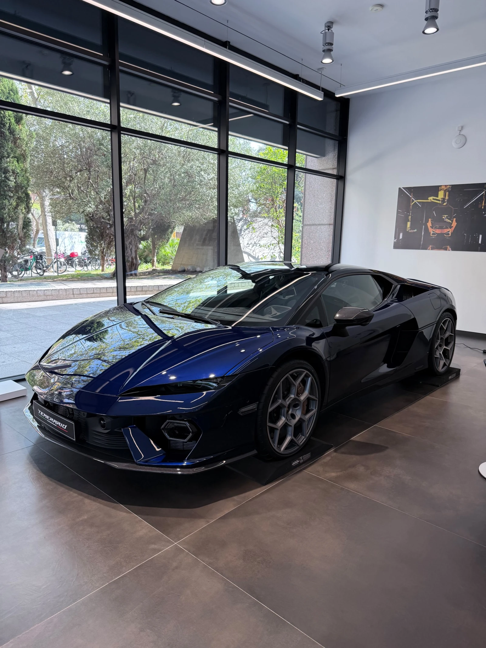 Lamborghini Temerario НАЛИЧЕН | Auto.bg — изображение 1 Lamborghini Temerario НАЛИЧЕН | Auto.bg — изображение 1