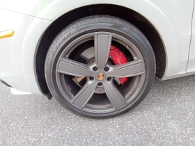 Porsche Cayenne GTS * * CARFAX * * АВТО КРЕДИТ * *  - 111999 лв. / 57264.18 € - 94691661 16 | Car24.bg Porsche Cayenne GTS * * CARFAX * * АВТО КРЕДИТ * *  - 111999 лв. / 57264.18 € - 94691661 16