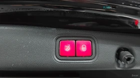 Mercedes-Benz E 220 4MATIC AVANGARDE* HUD* КОЖА* НАВИ* ПАНО | Auto.bg — изображение 13 Mercedes-Benz E 220 4MATIC AVANGARDE* HUD* КОЖА* НАВИ* ПАНО | Auto.bg — изображение 13