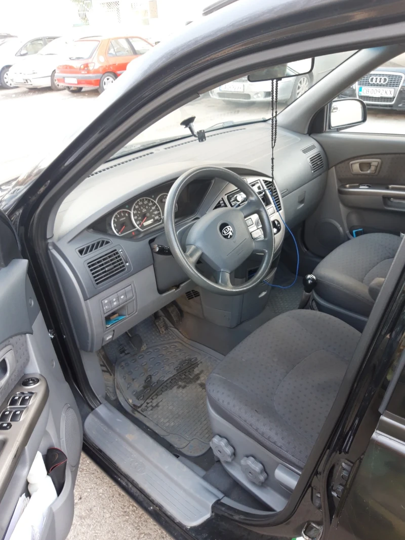 Kia Carens 2000 кубика, 113 к.с. - цена по договаряне - 59097999 1 | Car24.bg Kia Carens 2000 кубика, 113 к.с. - цена по договаряне - 59097999 1