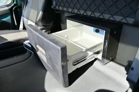 Volvo Fm 330 АДР, теглич, падащ борд | Auto.bg — изображение 16 Volvo Fm 330 АДР, теглич, падащ борд | Auto.bg — изображение 16