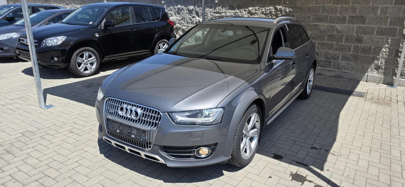 Audi A4 Allroad 2.0TDI-177 FULL* KEYLESS* 4Х4* ПРОЧЕТИ | Auto.bg — изображение 1 Audi A4 Allroad 2.0TDI-177 FULL* KEYLESS* 4Х4* ПРОЧЕТИ | Auto.bg — изображение 1