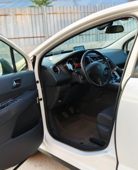 Peugeot 3008 1.6 BlueHDI LED* HeadUp* Navi* Bluethoot* Temp* | Auto.bg — изображение 7 Peugeot 3008 1.6 BlueHDI LED* HeadUp* Navi* Bluethoot* Temp* | Auto.bg — изображение 7